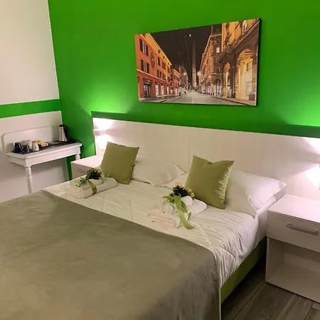 Bed End Breakfast Mary'S Tower Hotel Bologna Buitenkant foto